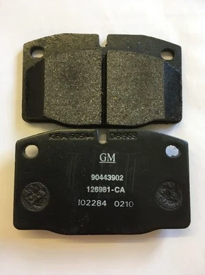 MDB1141/90443902 Genuine Front Brake Pad Set Astra Nova.  - Image 1 of 2