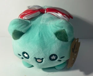 Aurora - Tasty Peach - 7" Winter Wreath Meowchi Plush - Picture 1 of 6