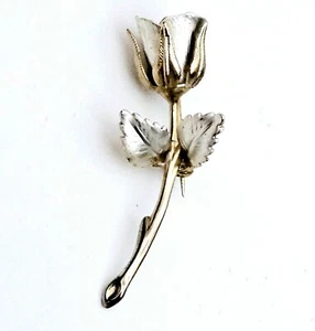 Broche MCM Rosa Tallo Largo Dos Tonos Oro y Plata Metal Tallo Largo 2" De Colección ¡Usado en Excelente Condición! - Imagen 1 de 6