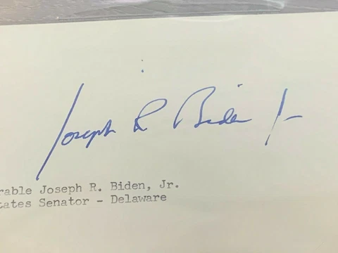 PRESIDENT JOE BIDEN SIGNED AUTOGRAPH BECKETT ENCAPSULATED FULL NAME RARE BAS Cover
