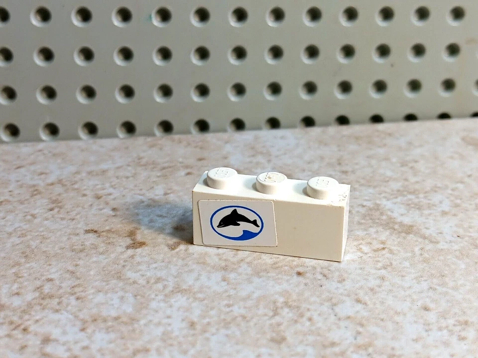 LEGO Dolphin Deep Sea Explorer Facing LEFT 1x3 Brick Sticker Set 6558 Ocean Resc - Image 1 of 1