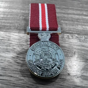 QPS Emergency Medal - Miniature | Court Mounted | Queensland Service | Police | - Picture 1 of 2