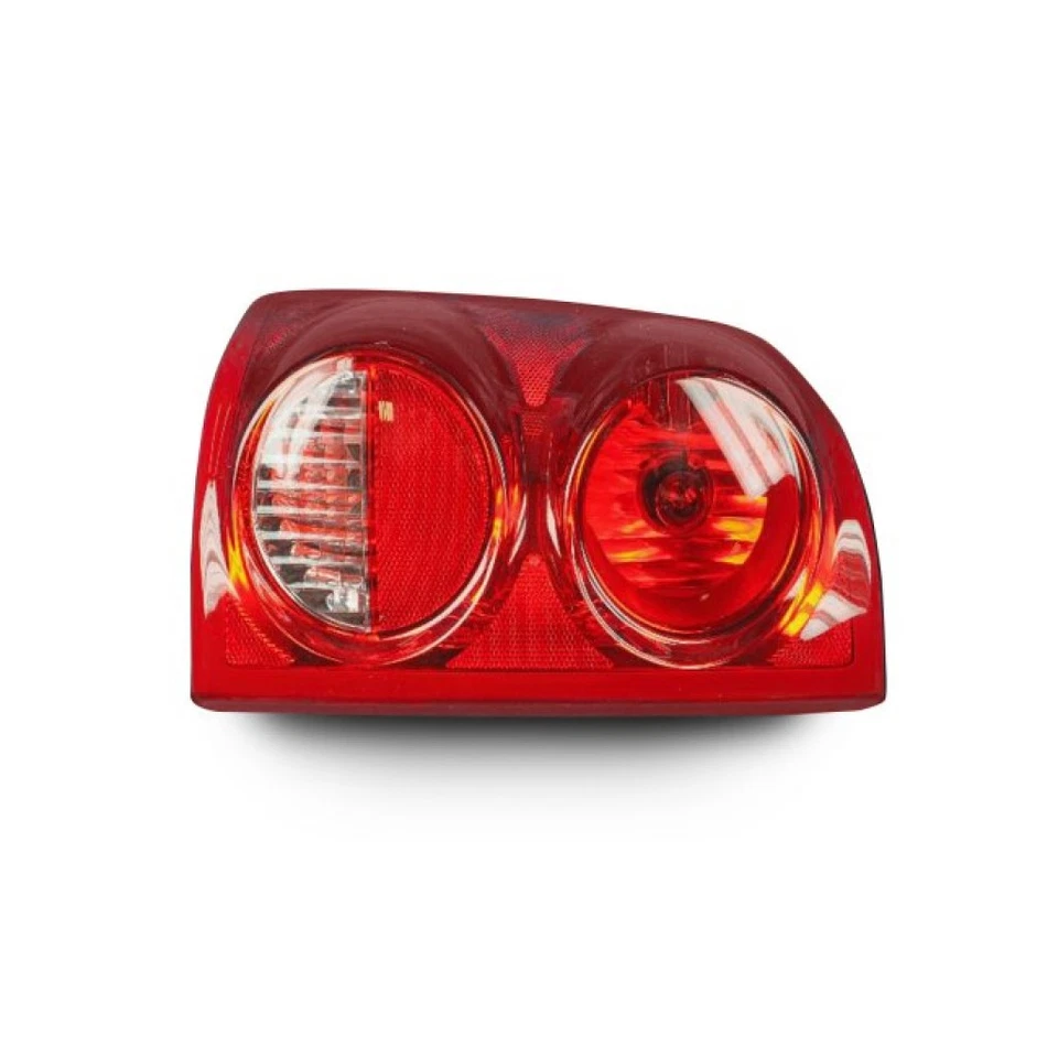 OEM Mopar para Ram Dakota 2011 luz de respaldo de parada trasera lado del conductor lente transparente/roja Foto 1 de 4
