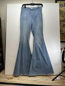Free People Just Float on Flare Bell Bottom Jeans Size 27 Light Wash Denim - Picture 1 of 10