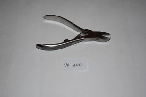 40-200 1 PC NAIL NIPPER 4.5" CONCAVE JAWS SINGLE SPRING - Picture 1 of 1