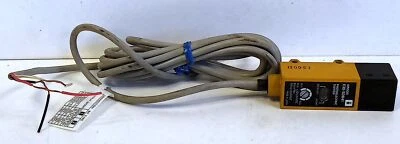 Omron E3S-5DB41 12-24 V DC Photoelectric Proximity Sensor - Image 1 of 3