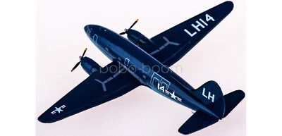 For 1:400 AeroClassics AC4110010 U.S. Navy Curtiss C-46 14+Free Tractor - Image 1 of 4