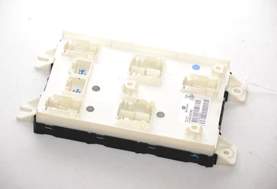 Jeep Grand Cherokee 2020 2021 Dodge Durango 2020 módulo de control de carrocería OEM Foto 1 de 3