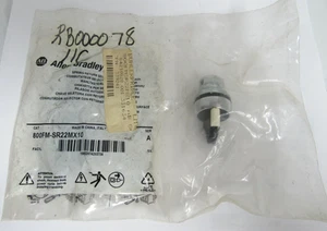 ALLEN BRADLEY 800FM-SR22MX10 SER.A SPRING RETURN SELECTOR SWITCH - Picture 1 of 3