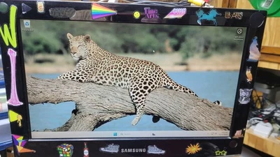 Dell OptiPlex 990 SFF Desktop i7-2600 3.40GHz 8GB RAM 1TB Windows 11 LTSC IoT - Image 1 of 4