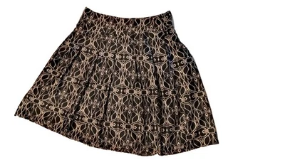 Falda acampanada para mujer talla 12 Mossimo diseño geométrico blanco y negro Foto 1 de 4