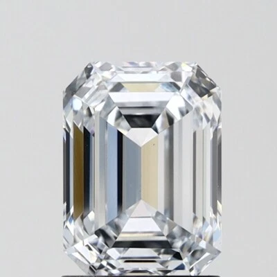 1.90 CT Emerald Cut Lab Grown CVD Diamond Ring - Image 1 of 4