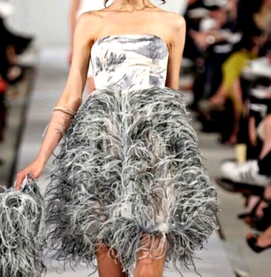 Oscar de la Renta Resort 2012 Runway Feather Trim Embroidered Cocktail Dress 8 - Image 1 of 4