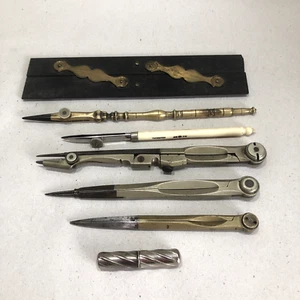 Antique BRASS COMPASSES & PENS etc. Technical Drawing/Draughtsman's Instruments - Foto 1 di 11
