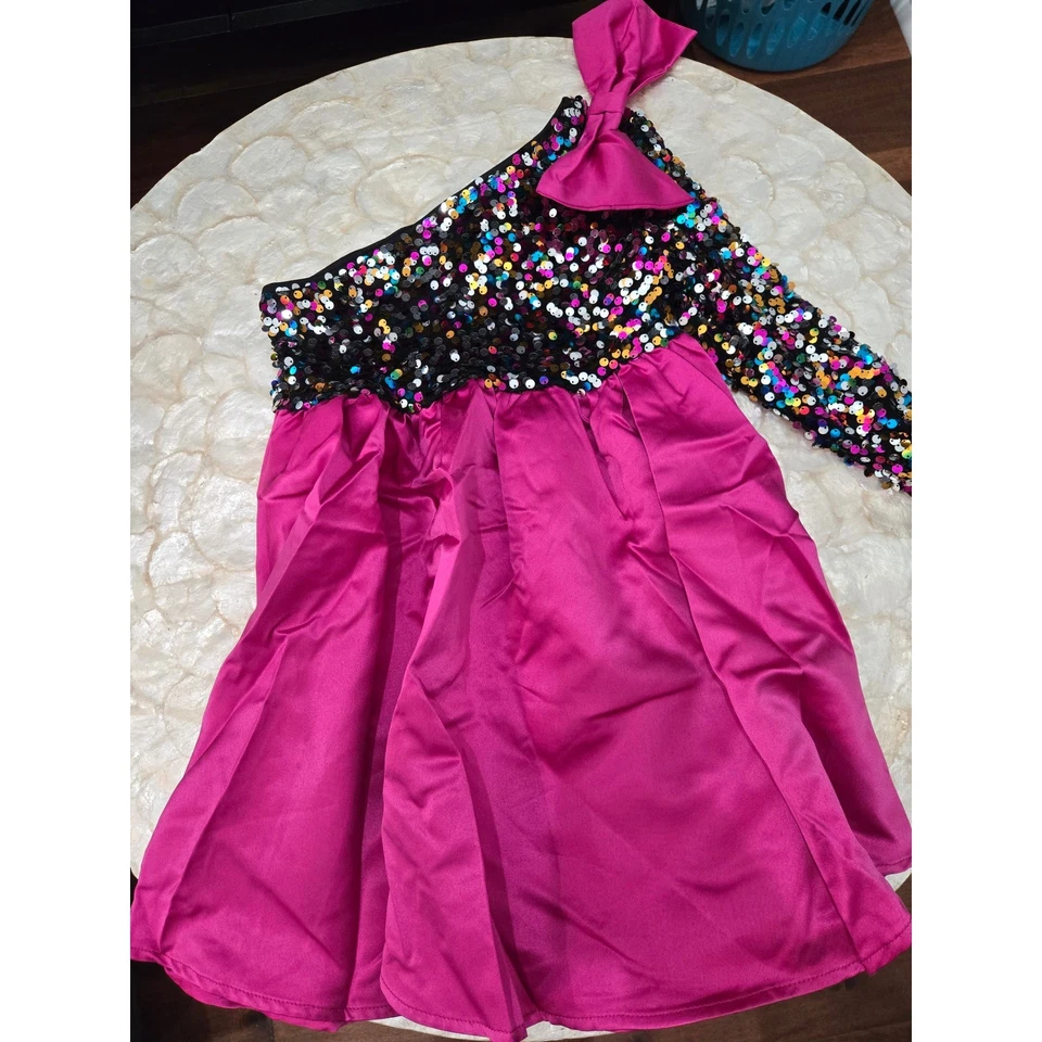 Vestido de festa Shein infantil meninas lantejoulas um ombro rosa tamanho 9Y - Imagem 1 de 4
