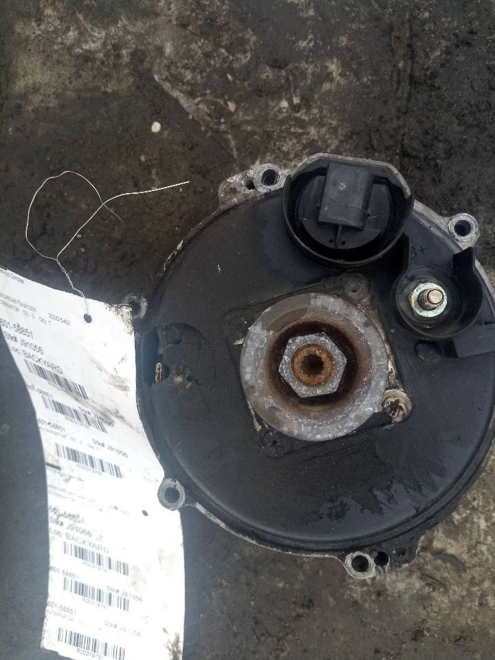 Alternador compatible con 99-03 BMW 540i 319781 Foto 1 de 4