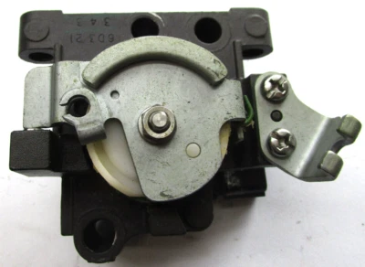 Sensor de posición Waverunner VX Cruiser Deluxe Sport Accel 2008-2016 OEM Yamaha Foto 1 de 4