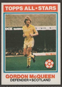 TOPPS-FOOTBALL (ORANGE BACK 1978)-#137- MANCHESTER UNITED - GORDON MCQUEEN