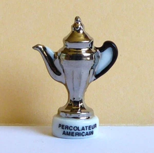 Fève Les Cafetières du Monde - 2006 - La Cafetière Percolateur Américain - Picture 1 of 1