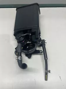 Genuine Toyota 77740-33122 Charcoal Canister Assembly - Picture 1 of 4