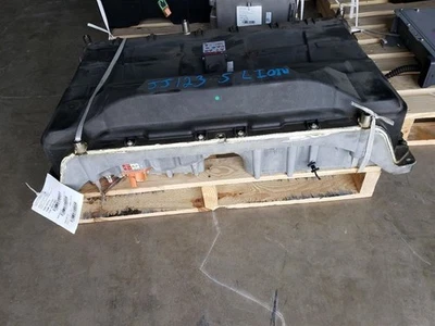 Battery Hatchback E-tron Fits 16-17 AUDI A3 1643201 - Image 1 of 4