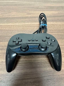 Pro Wired Gamepad Black For Nintendo Wii 3E - Picture 1 of 3