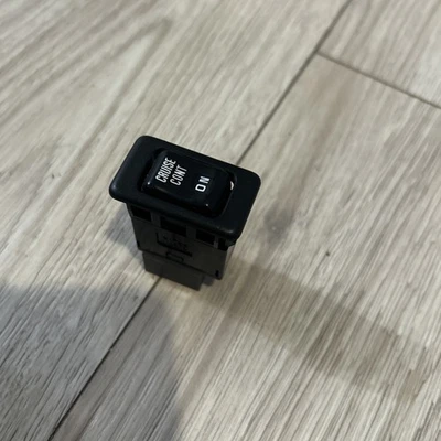 Interruptor de control de crucero tablero rígido Nissan Pickup Pathfinder 1994-1997 D21 Foto 1 de 4