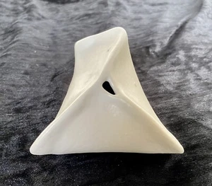 Small Vtg Matte White Art Slab Studio Pottery Weed Vase/Pot, Signed AP, 4" - Picture 1 of 9