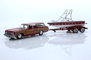 1973 Chevy Caprice Woody Wagon Fishing Boat Trailer 1:64 Scale Diecast Model Red