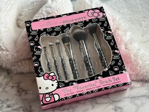NIB New Hello Kitty 6 Piece Makeup The Favorites Brush Set - Picture 1 of 4