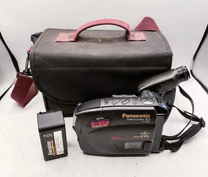 Panasonic Palmcorder IQ Video Camera PV-D326 W Battery, No Charger - Picture 1 of 3
