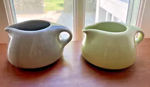 Pair of Russel Wright Iroquois Milk Creamers Lime and Gray - Picture 1 of 13