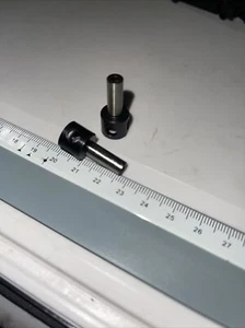 CAPRICORN LAB C803 (QT 2) CAP-2117 Front Out Drive Axle Shaft 1/8 On Road RC - Picture 1 of 2