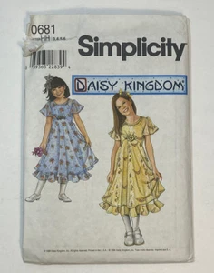 Simplicity Pattern # 0681 Daisy Kingdom Dress & Slip Girls Size 3-6 Uncut FF - Picture 1 of 5