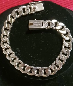 Tiffany & Co Sterlingsilber Kubanisches Gliederarmband 9 Zoll.  - Bild 1 von 5
