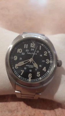 Mens Nautica NAPBTP005 Stainless Steel Quartz Watch - Pre-owned - image 1 of 4