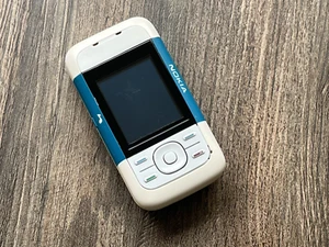 Original Nokia 5200 - Blue (Unlocked) - Picture 1 of 18