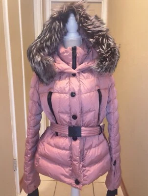 CHAQUETA DE ESQUÍ MONCLER BEVERLEY CON CAPUCHA Foto 1 de 4
