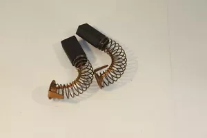 JUEGO DE CEPILLOS DE REPUESTO DE CARBONO BOSCH 652 3 607 014 501 - Imagen 1 de 3