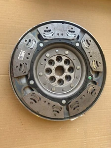 21208655638 VOLANTE ORIGINAL BMW F40/F45/F44/46 1.6i 1.8i MINI F55 F56 F54 1.5i - Imagen 1 de 3