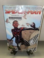MILES MORALES: ULTIMATE SPIDER-MAN ULTIMATE COLLECTION BOOK 1 (Ultimate Spid...