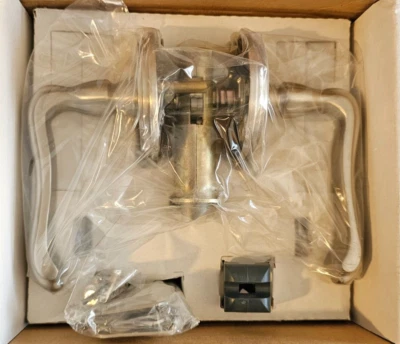 YALE Design Elements 2 3/8" Satin Nickel  Right handed RH Lever Passage Brass - Image 1 of 4