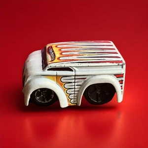 Hot Wheels Dairy Delivery Blings 2004 first edition 12/100 Pearl white - Picture 1 of 6