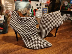 NUEVO Mujer Talla 39.5 B Ralph Lauren Púrpura Etiqueta Negro Blanco Cuero de Vaca Botines Italia - Imagen 1 de 15