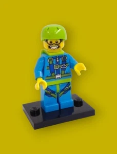 Minifigura LEGO paracaidista serie 10 - Imagen 1 de 1