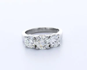 Klassischer Verlobungsring 2,8 ct AGI Laborgefertigter Diamant D/VVS1 Rundschliff Platin - Bild 1 von 4