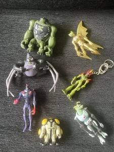 Collection Of Ben 10 Action Figures With Posable Body Parts And Accessories - Picture 1 of 4