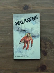 Avalanche by Arthur J. Roth. Scholastic, Rare Vintage Collectible Paperback 1979 - Picture 1 of 3