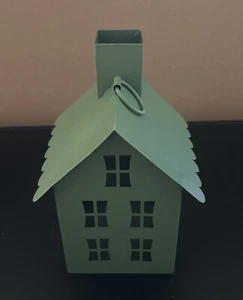 Nuevo - Casa de mesa de metal rústico - Verde - Decoración de vacaciones - Aprox. "H 7,25""" - Imagen 1 de 10