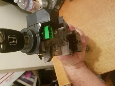  2003 2004 ТОЛЬКО HONDA PILOT ЗАМОК ЗАЖИГАНИЯ В СБОРЕ 2 НОВЫХ ЧИПОВЫХ КЛЮЧА OEM  - Изображение 1 из 2